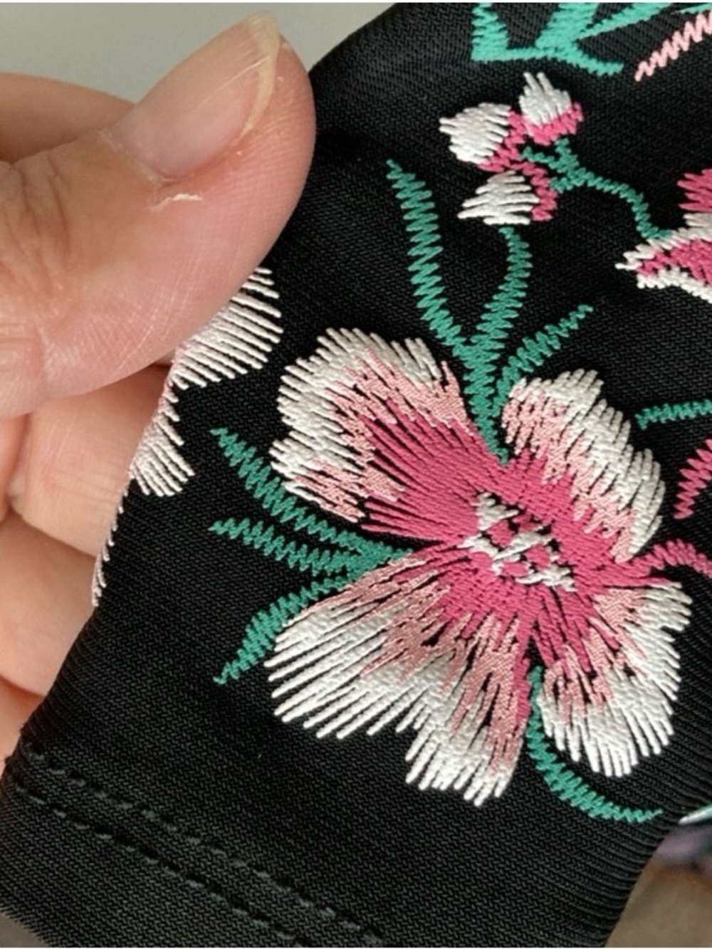 Roz & Ali Black Floral-Trim V-Neck Dress, Women’s Size Large, Pink Flowers - Picture 6 of 10